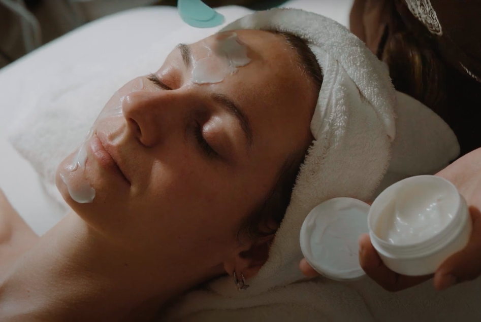 facial calm and refreshing treatment